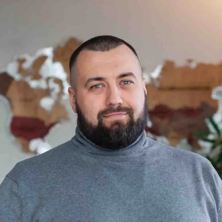 Роман Хорошавин