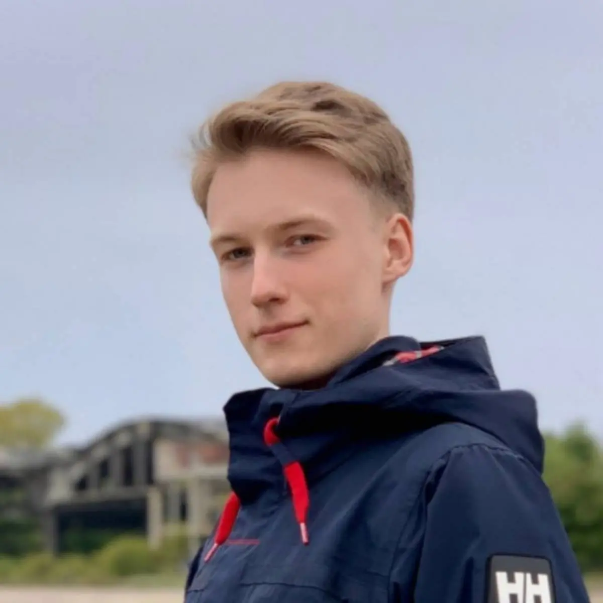 Maxim Sysoev | Сетка — социальная сеть от hh.ru