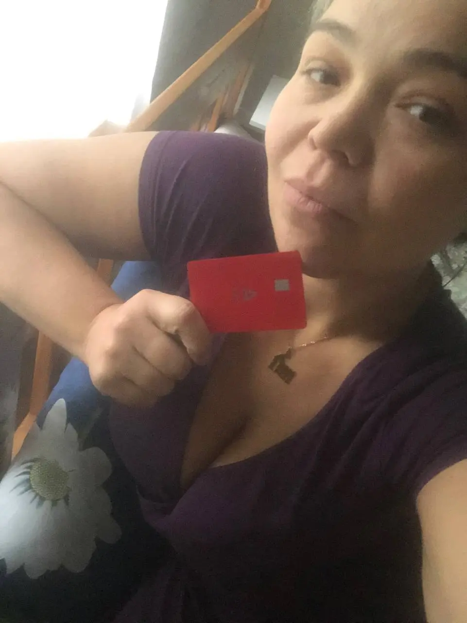 Ребята, всё началось с этой волшебной красной карты! 🅰️
Оформила, протестировала.
Поняла, что здесь всё без вложений и начала действовать | Сетка — социальная сеть от hh.ru