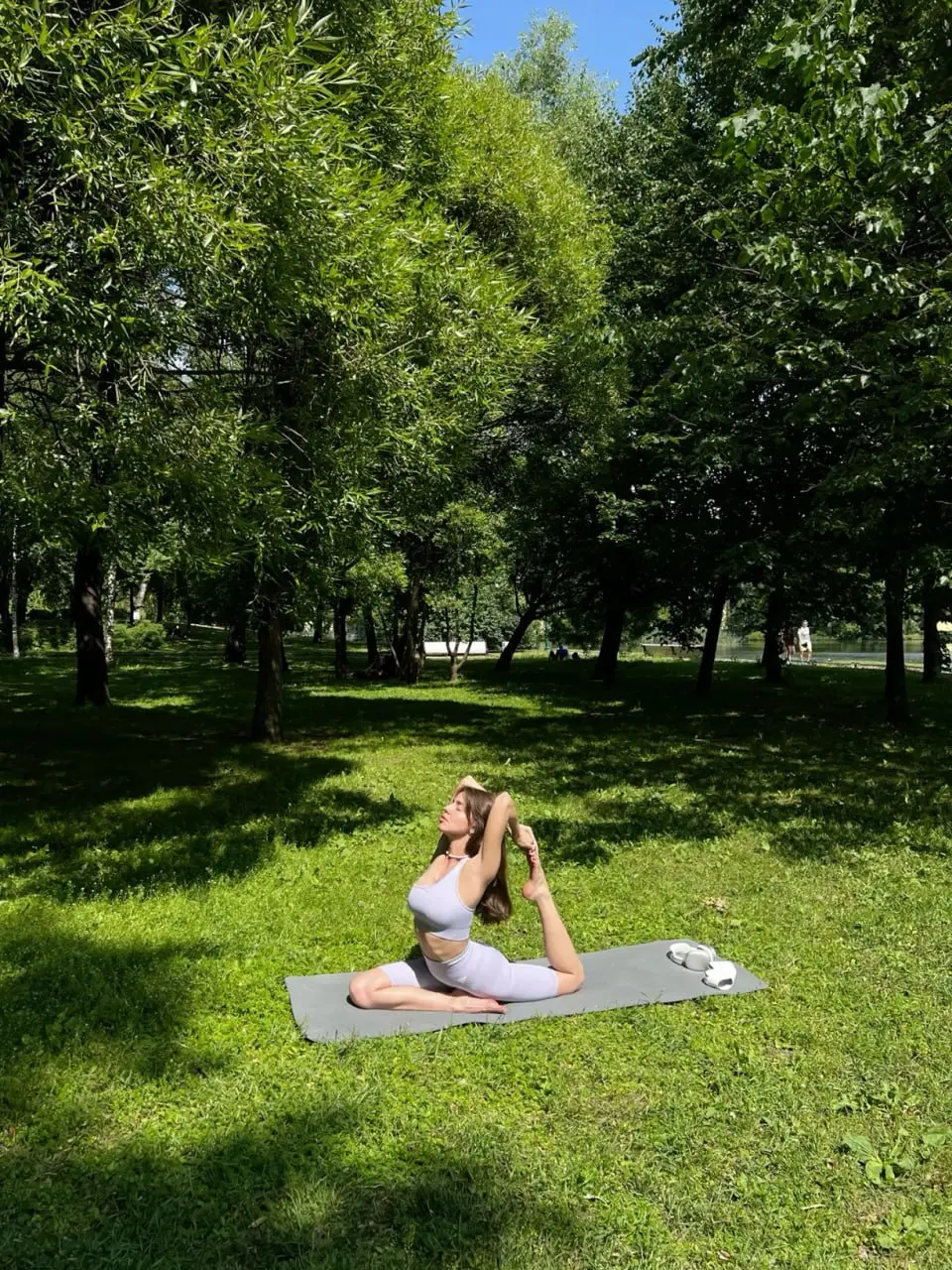 🧘🏼‍♂️Йога в парке «Кузьминки»
До 30 октября 10:00-19:00
❤️Внутренний мир человека
❤️Связь йоги и психологии
❤️Как бороться с негативом
▫️Вход свободный
📍Парк Кузьминки д | Сетка — социальная сеть от hh.ru