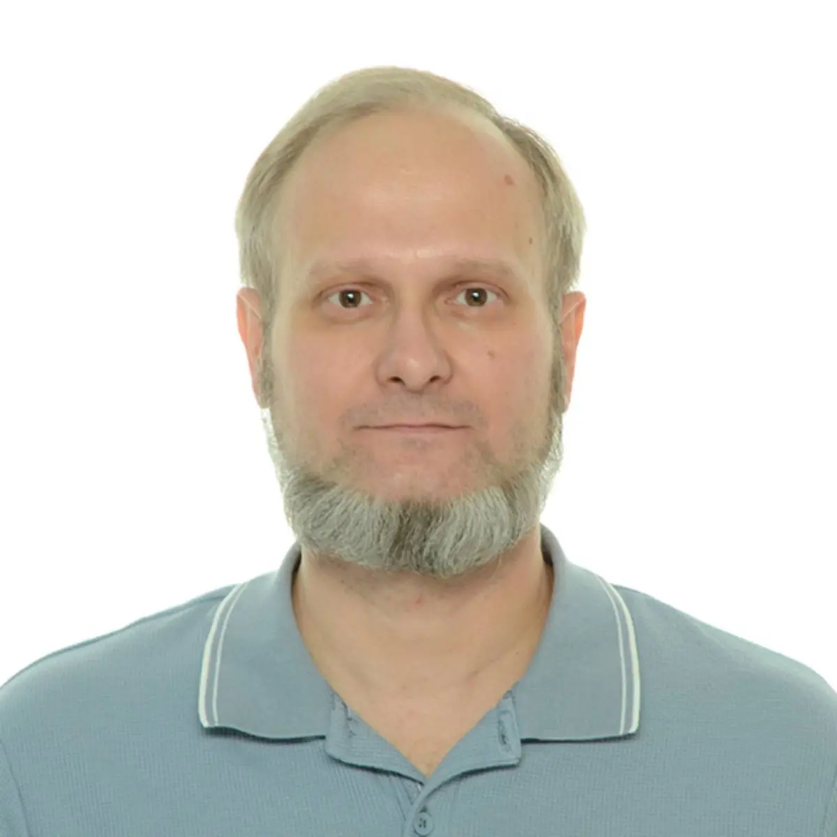 Сергей Гутов