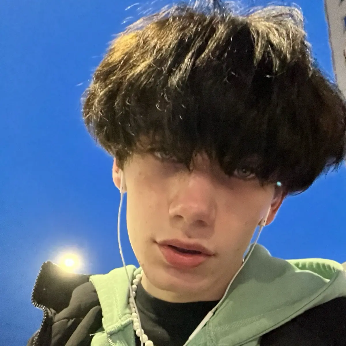 Антон Марков