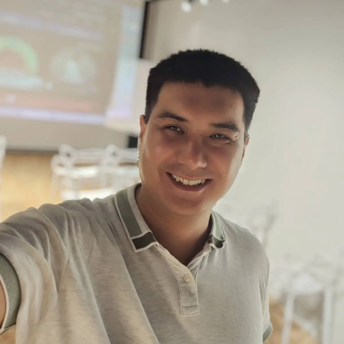 Дуулат Апазов-Асирдинов | Сетка — социальная сеть от hh.ru