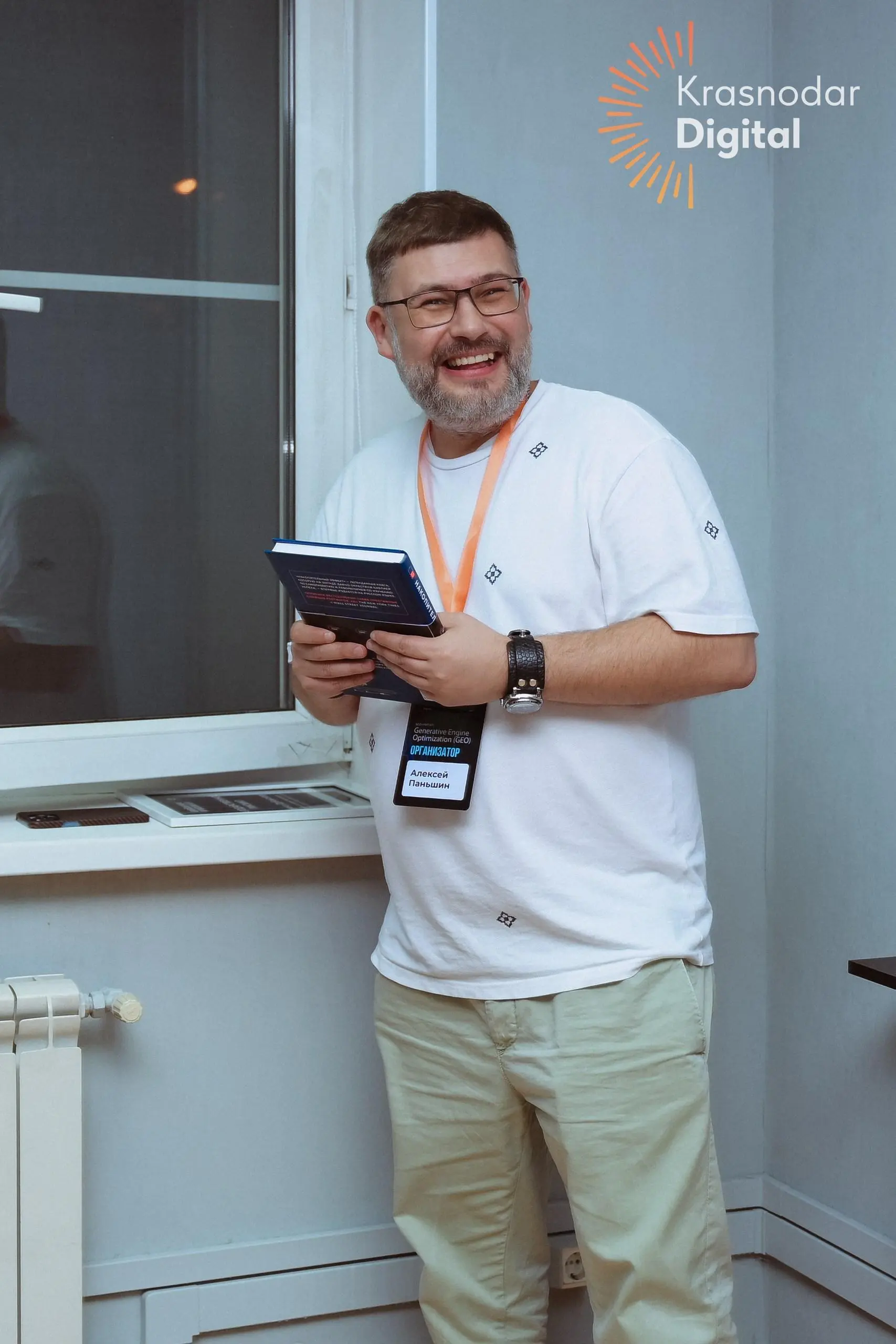 🎙 Митап: SEO в эпоху нейропоиска и генеративных ответов — Краснодар, 18 октября
Говорили о том, как искусственный интеллект меняет поисковую выдачу, что делать, когда даже сайты из ТОПа теряют трафик,... | Сетка — социальная сеть от hh.ru