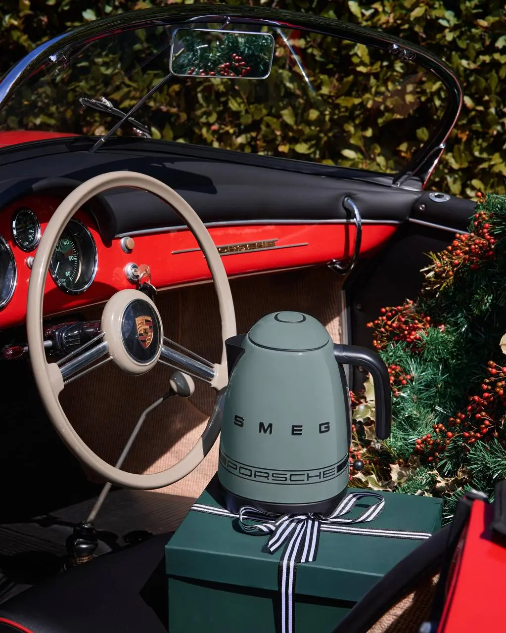 Porsche x SMEG
Два бренда представили стильную коллекцию бытовой техники в честь легендарной победы 917 KH в гонке «24 часа Ле-Мана» в 1970 году | Сетка — социальная сеть от hh.ru