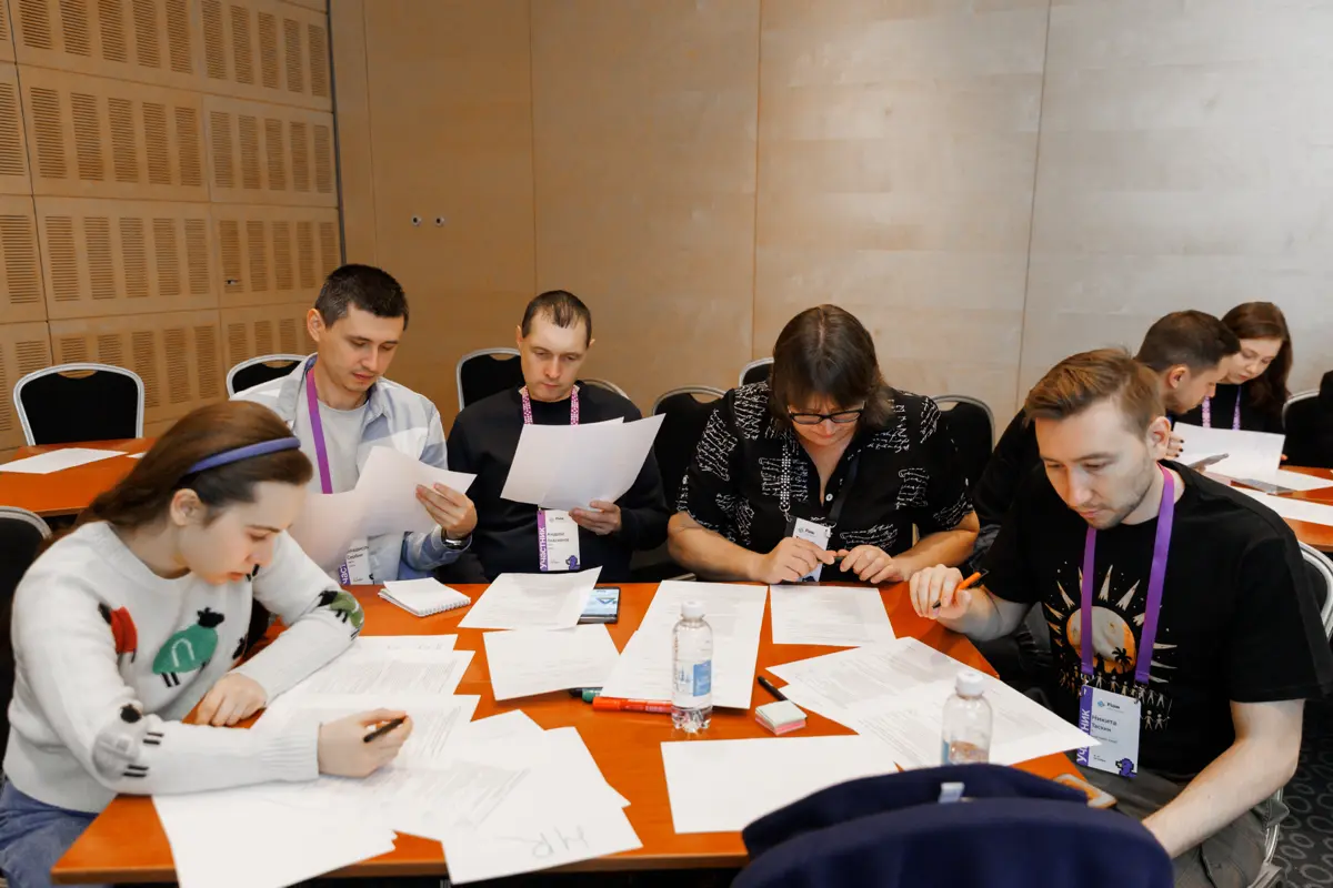 Мы не собираем зрителей. Мы собираем соучастников | Сетка — социальная сеть от hh.ru