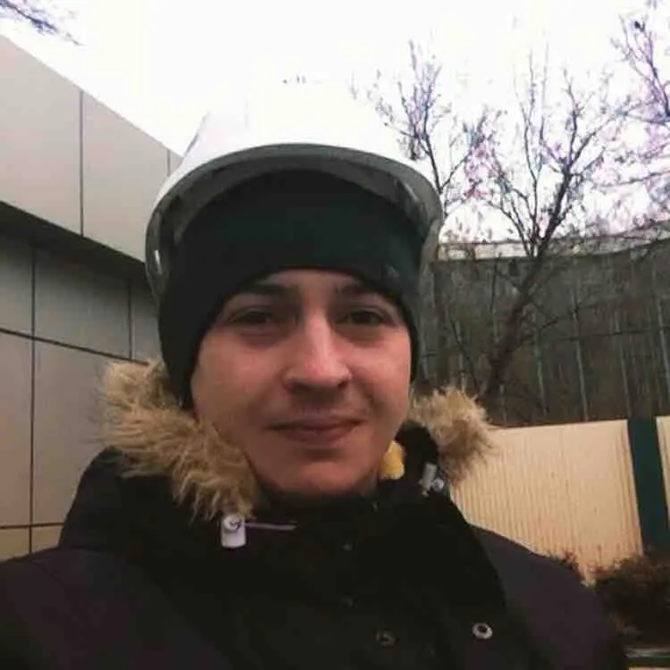 Андрей Николаев