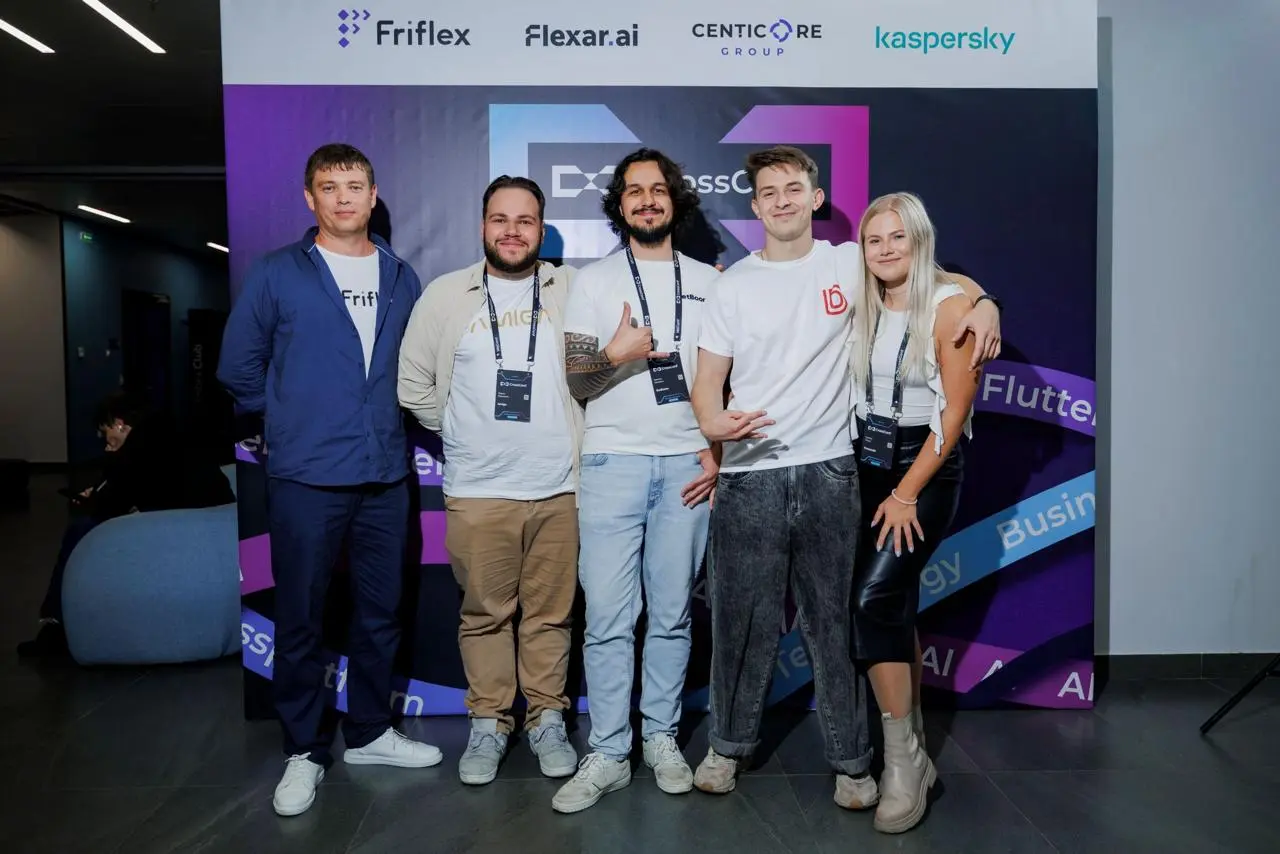 CrossConf 2025 🚀 | Сетка — социальная сеть от hh.ru