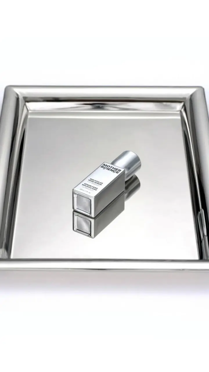 Напишу, конечно, что заложено в этот бренд, но ведь даже уже по этим нескольким фотографиям всё ясно, правда?
Mother Science — биотехнологический косметический бренд, создающий средства нового поколен... | Сетка — социальная сеть от hh.ru