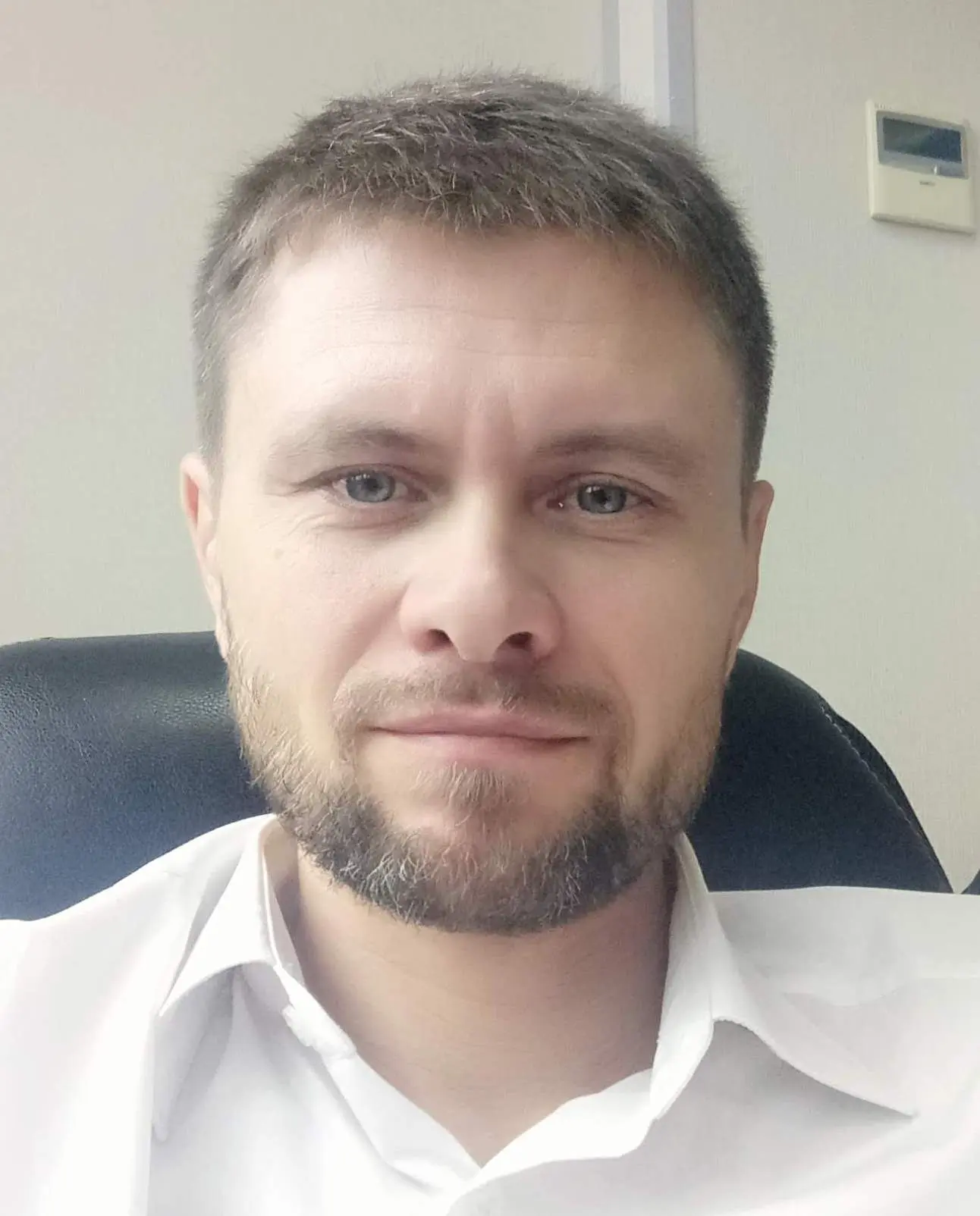 Евгений Лозинский
