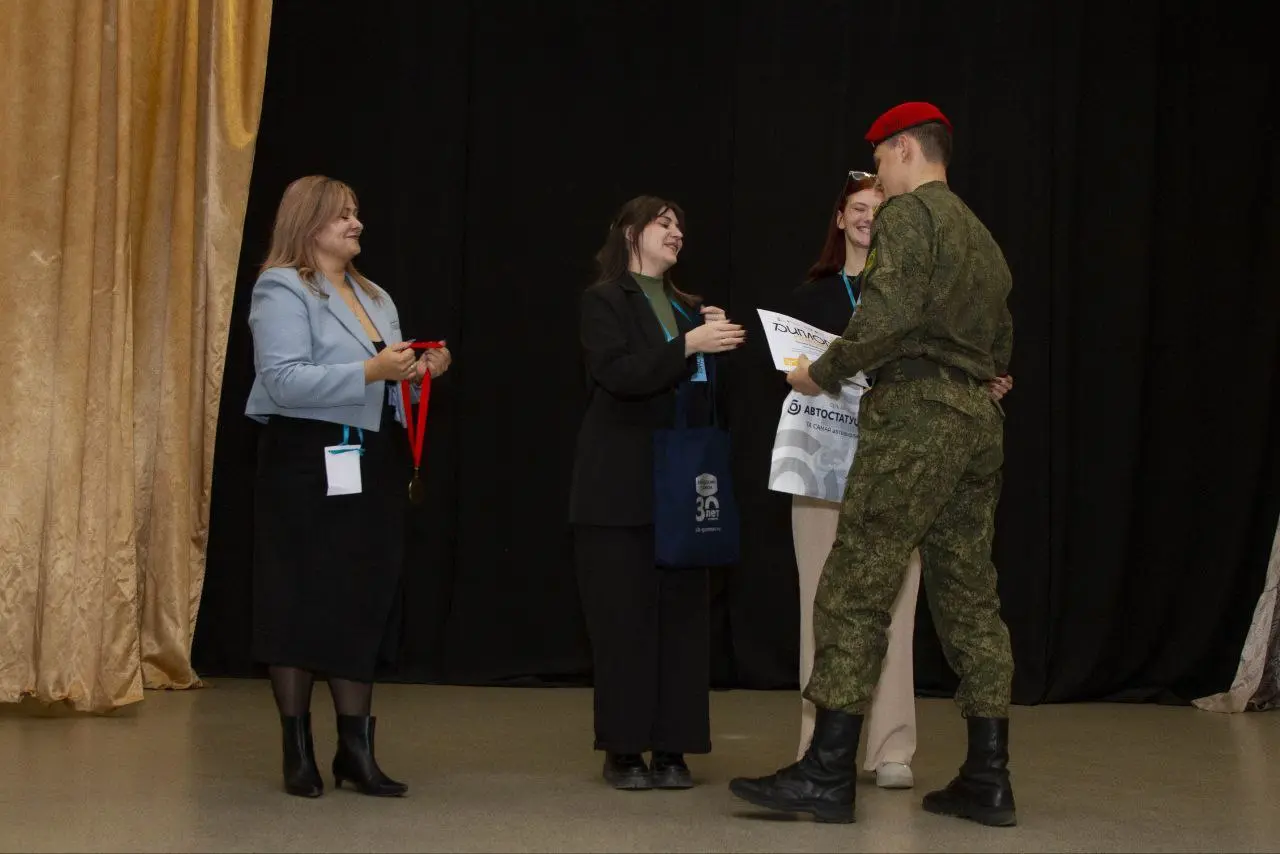 «Сибирский Гурман» поддержал конкурс «Ученик года - 2025» 🎓
В этом году прошел юбилейный V Региональный конкурс обучающихся общеобразовательных организаций Новосибирской области «Ученик года – 2025» | Сетка — социальная сеть от hh.ru