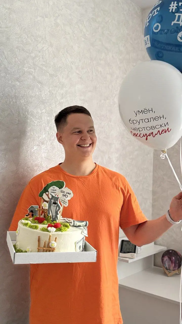 Принимаю поздравления 😊
35 🚀 | Сетка — социальная сеть от hh.ru