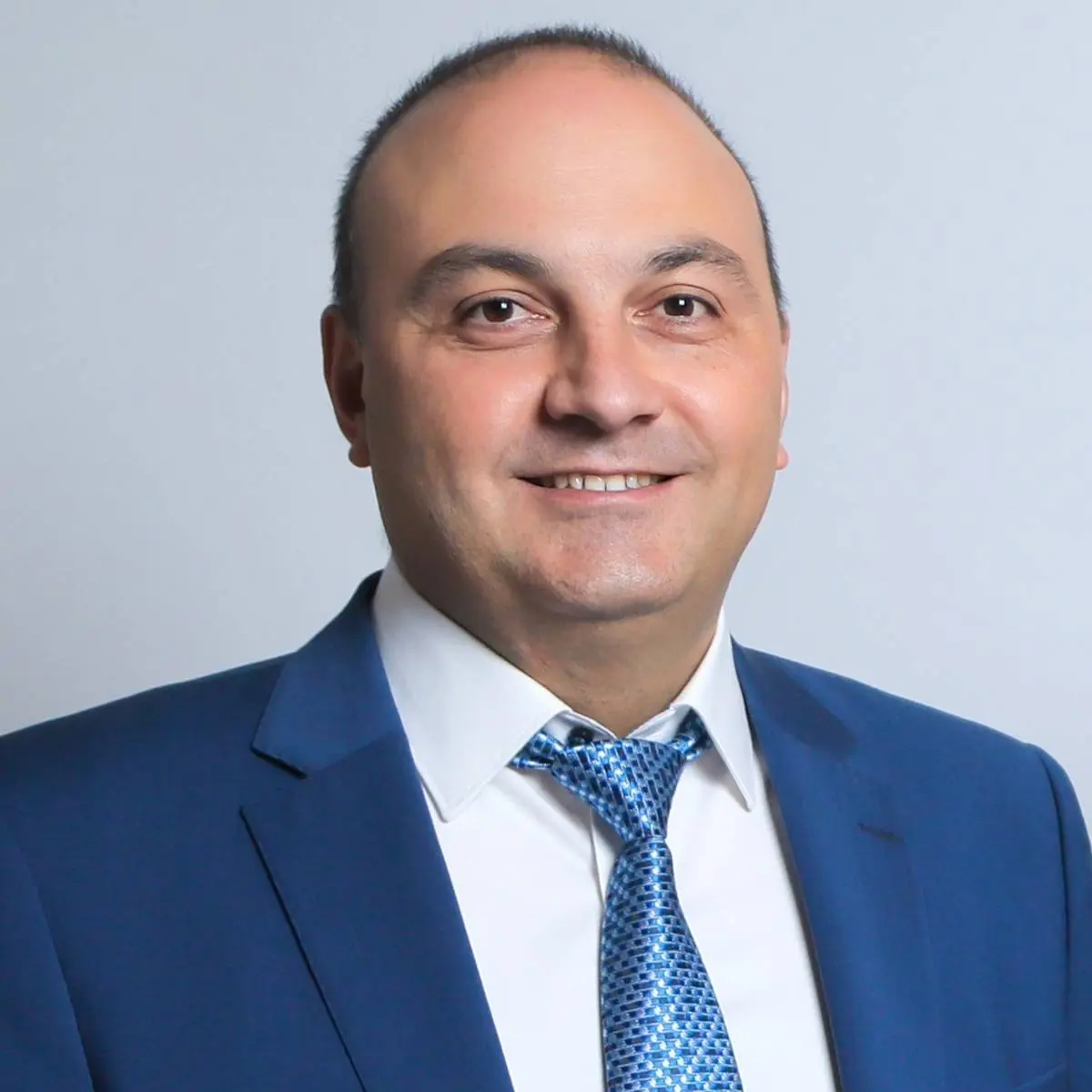 Денис Савенков