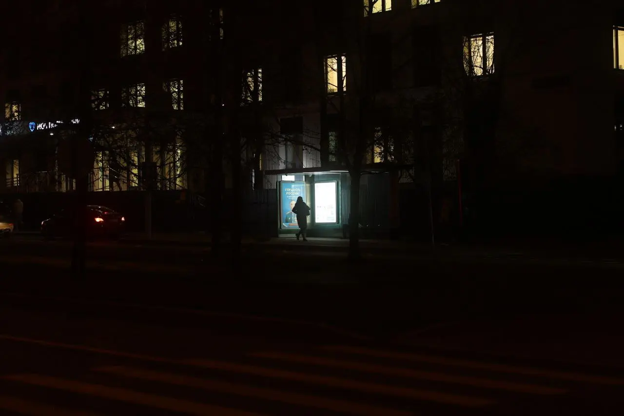 014/365
Сегодня ещё раз пробовал "Софт фильтр" который сам сделал. Создание фильтра пока в секрете.
Получается вот такая дымка правда фокус ловить становиться сложнее.
Ребят прокомментируйте | Сетка — социальная сеть от hh.ru