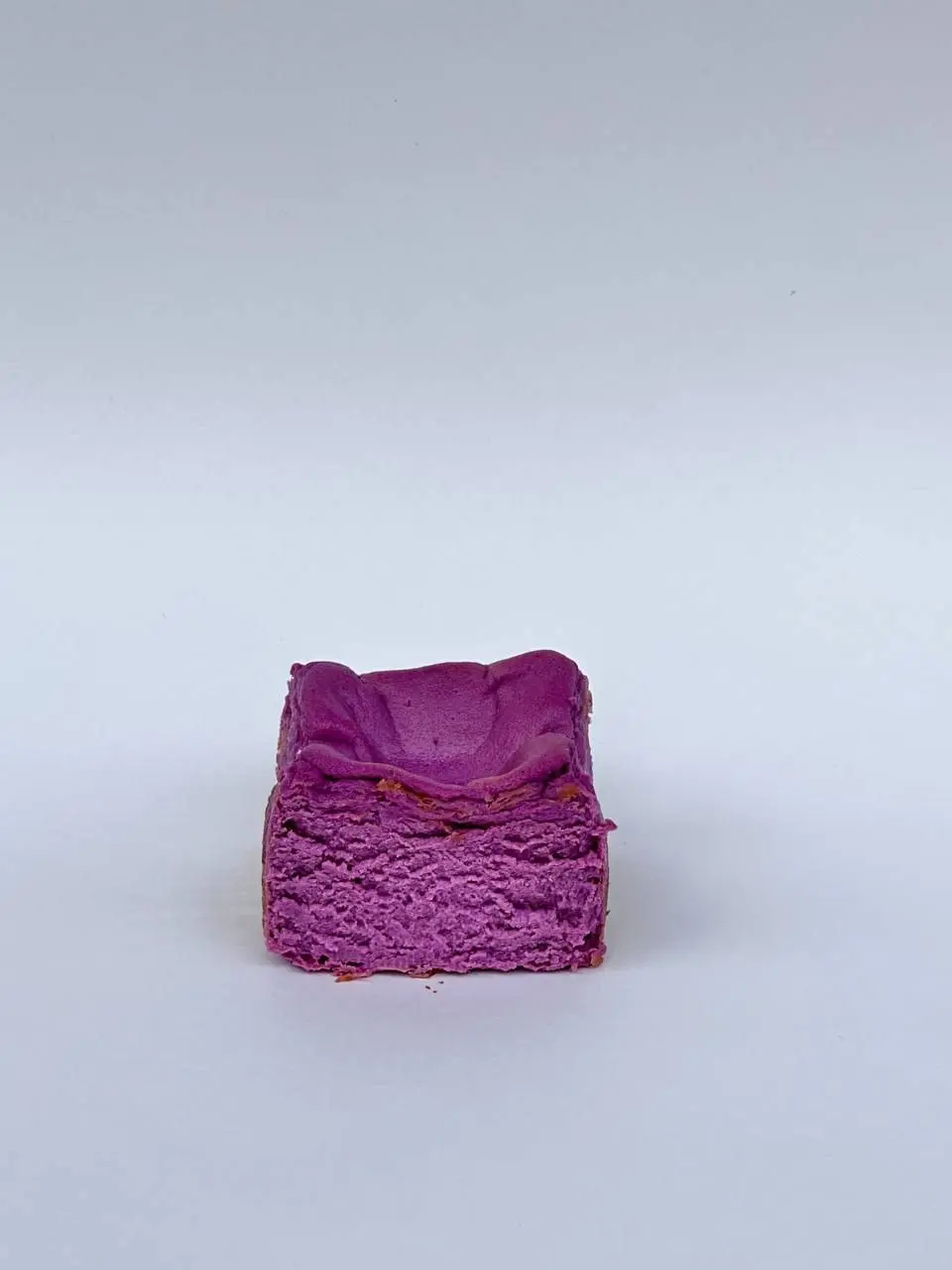 Purple era стартовала в Kona Cafe: фиолетовый баскский чизкейк сочетаем с матчей с черничной пеной.
Большой пр. П. С., 13/4
+7 (931) 955-10-00 | Сетка — социальная сеть от hh.ru