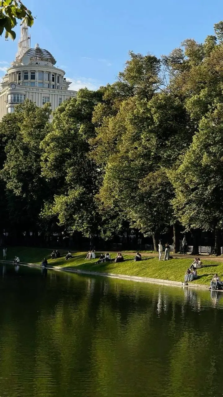 🪄Магия патриарших
29 октября 13:30
2 ноября 12:40
На экскурсии вы окунетесь в атмосферу роману Булгакова «Мастер и Маргарита» и пройдётесь по следам его героев
▫️Необходима регистрация
📍м | Сетка — социальная сеть от hh.ru
