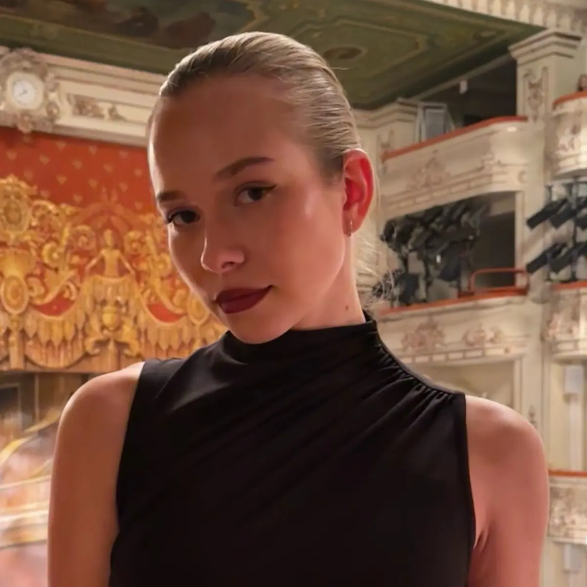 Анна Новикова