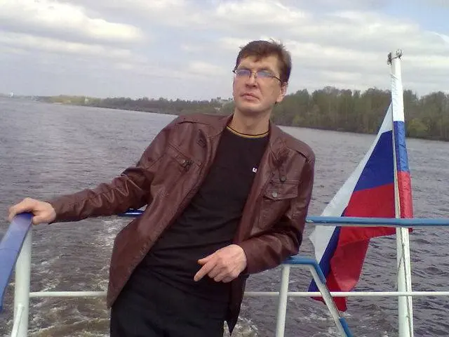 Максим Овчаренко