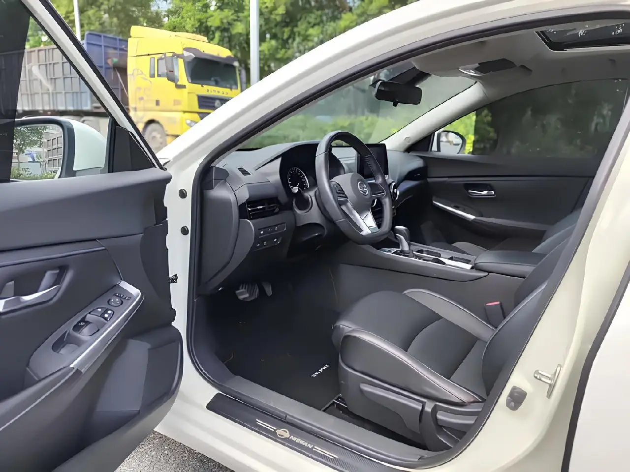 🚘Nissan Sylphy XL Enjoy Edition Идеальный городской спутник со вкусом
✅ 2021 год
✅ Пробег 50 тыс. км
✅ Бензин 1.6 л, 135 л.с | Сетка — социальная сеть от hh.ru