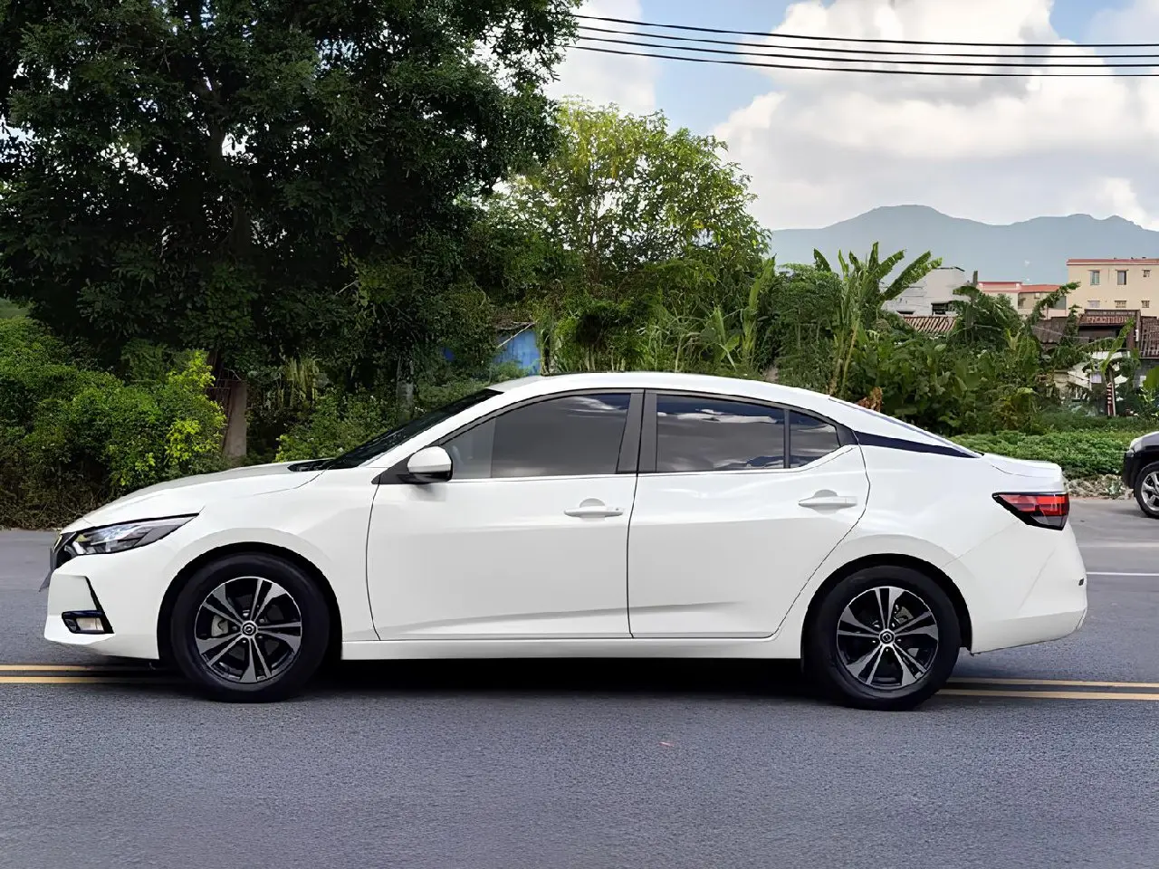 🚘Nissan Sylphy XL Enjoy Edition Идеальный городской спутник со вкусом
✅ 2021 год
✅ Пробег 50 тыс. км
✅ Бензин 1.6 л, 135 л.с | Сетка — социальная сеть от hh.ru