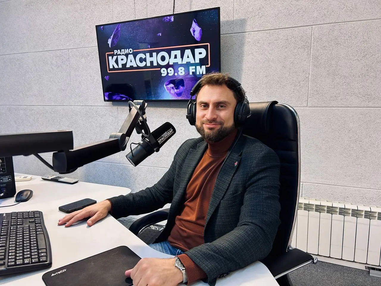 📻 В эфире 99 | Сетка — социальная сеть от hh.ru