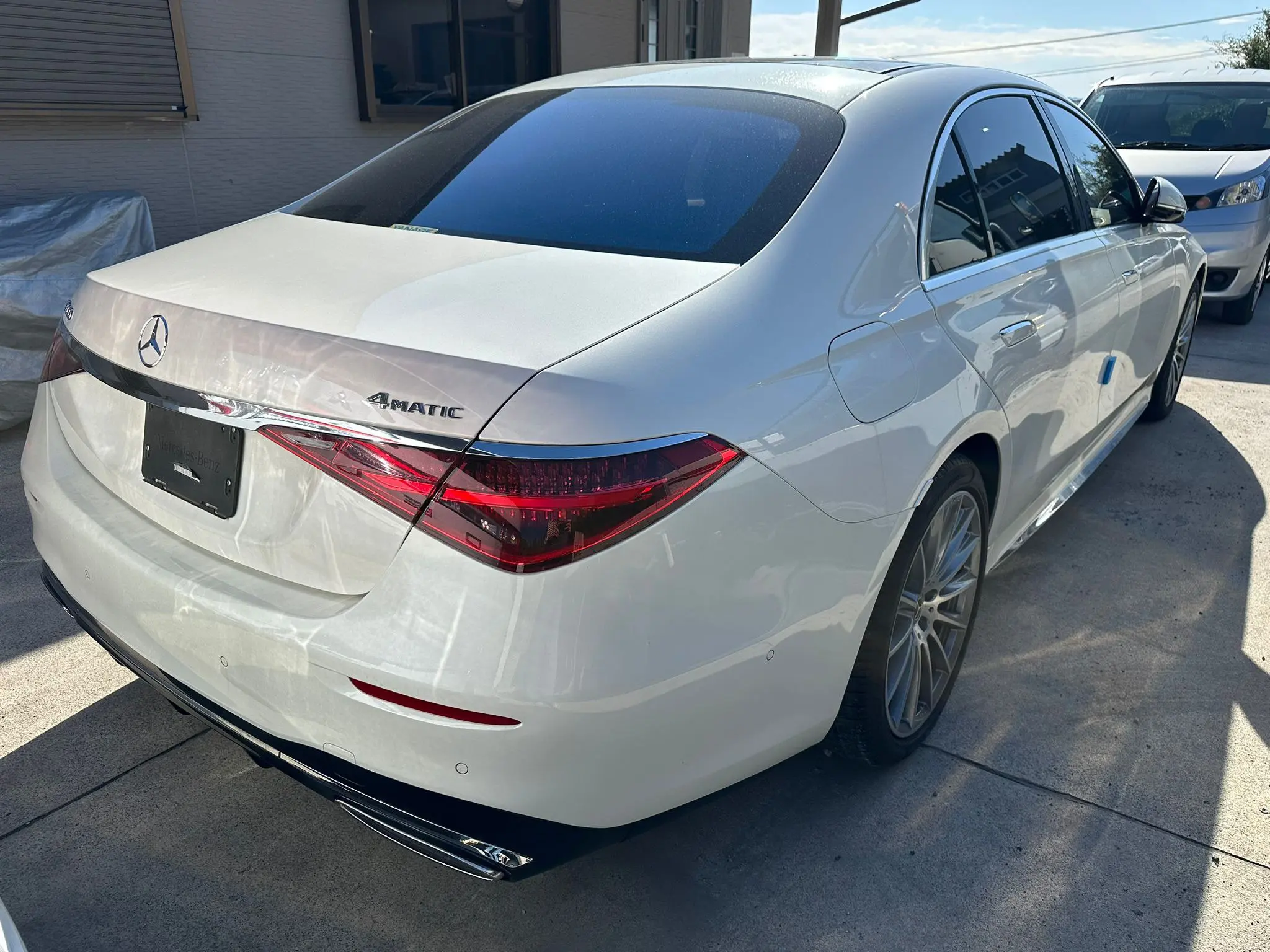 🚘Mercedes-Benz S500 4MATIC AMG Line
2022 год | 10890 км | Бензин-гибрид 3.0 л | Полный привод
Свежий, ухоженный, с японского аукциона — оценка 4 | Сетка — социальная сеть от hh.ru