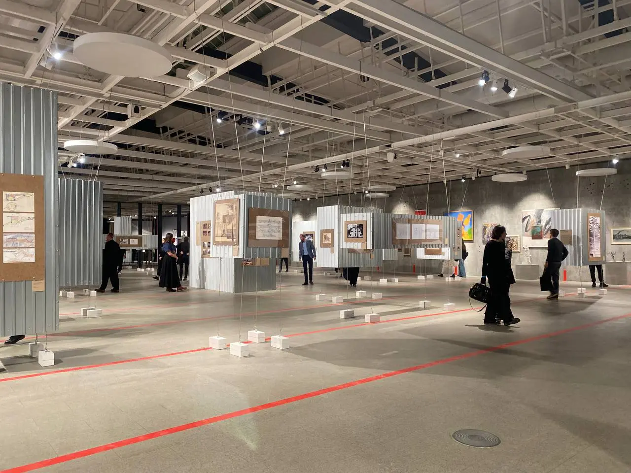 📍В Петербурге открылся масштабный архитектурный фестиваль «Архитектон»
На главной выставочной площадке города, в Манеже, собрались архитекторы, урбанисты, дизайнеры, художники - все, кто интересуется ... | Сетка — социальная сеть от hh.ru