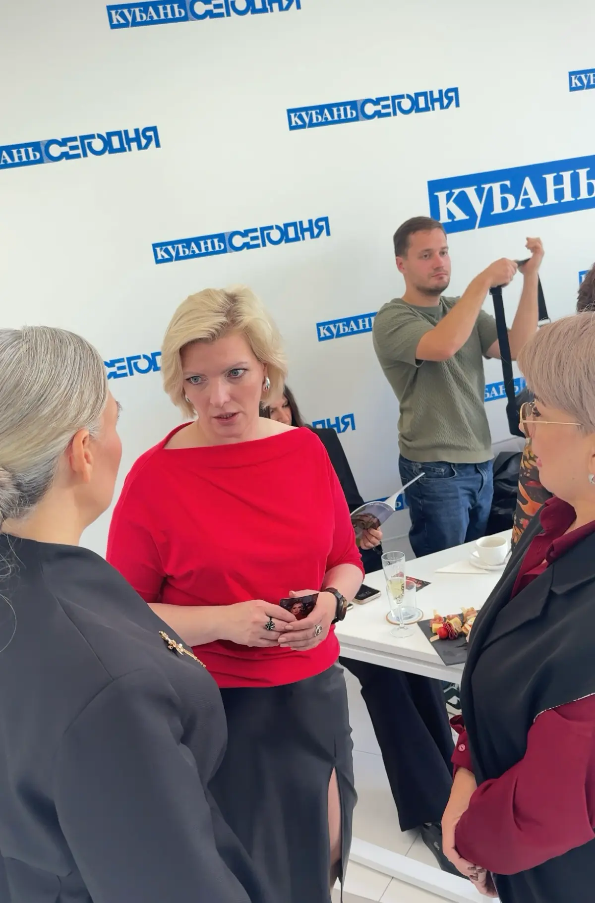 Утро начинается не с кофе | Сетка — социальная сеть от hh.ru