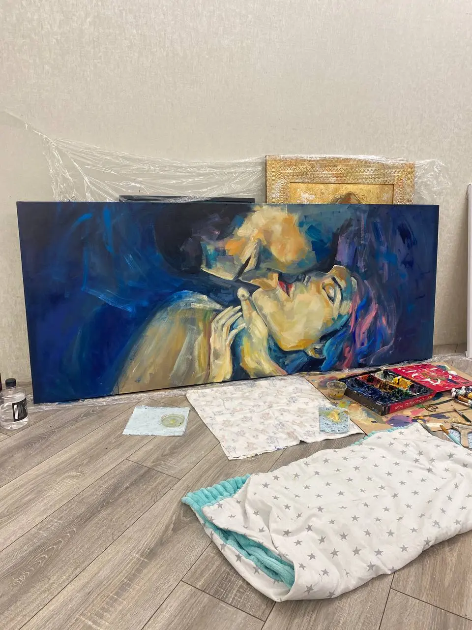 Субботний привет всем 🙂 Пишу заказ, 70*170 см, для спальни 🩷 Сеоро заканчиваем 🙂🎨🎨🎨 | Сетка — социальная сеть от hh.ru