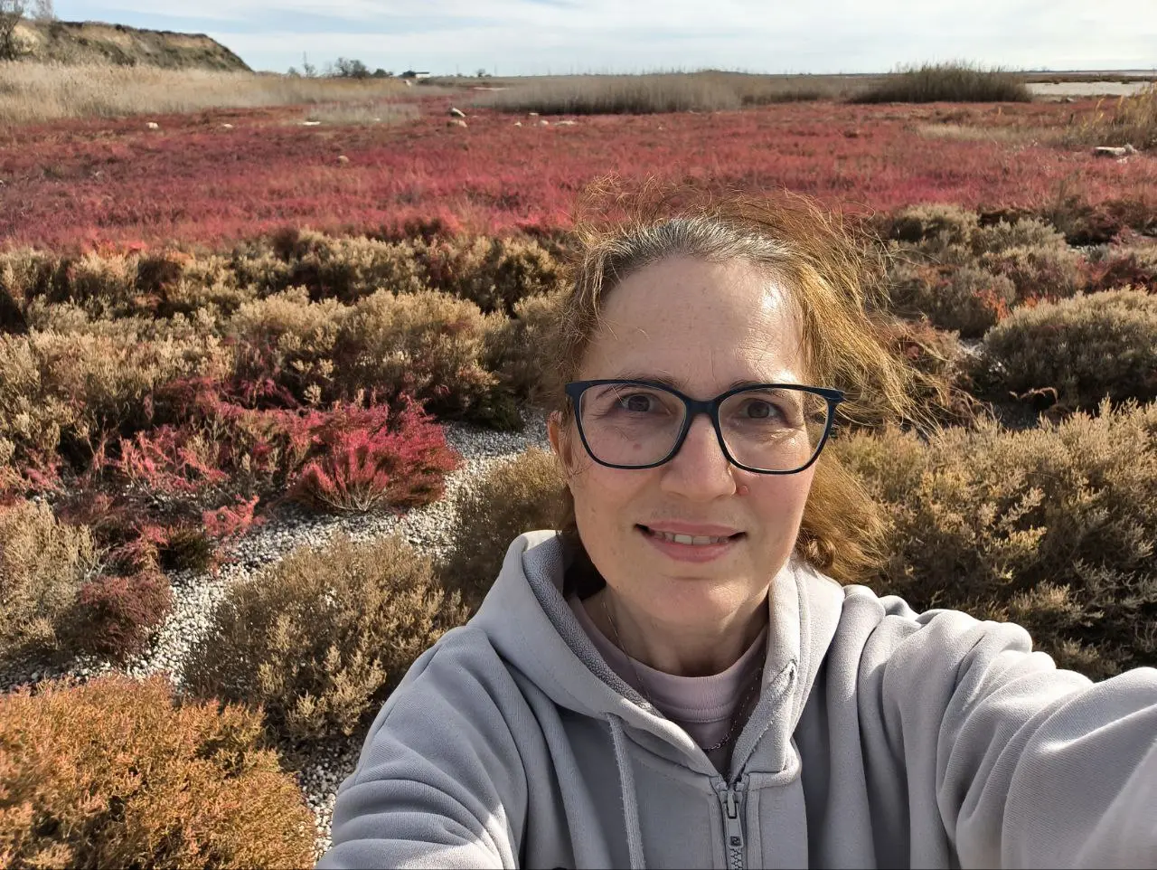 Солеросы у меня почему это ассоциируется с марсианскими пейзажами из за красного цвета.
Солеросы — настоящий природный тренд осени в Анапе | Сетка — социальная сеть от hh.ru