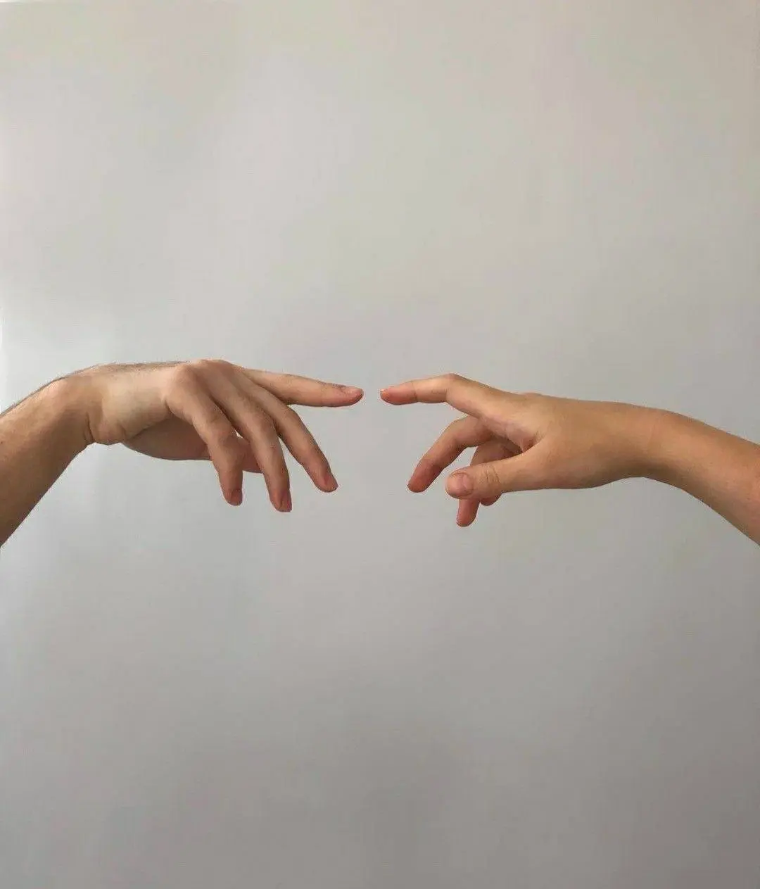 Перфекционизм — это не про любовь к идеалу. Это про страх.  
Сегодня я закончила учёбу. И снова ловила себя на старом, знакомом чувстве:  
«Я должна быть первая, иначе тяжко» | Сетка — социальная сеть от hh.ru