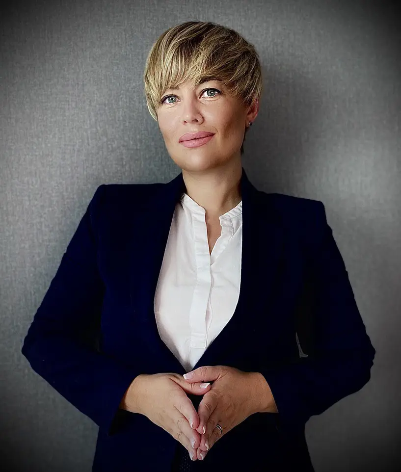 💎 Коллеги, собственники, генеральные директора,
Хочу порекомендовать вам исключительного кандидата для ролей Директора юридического департамента и Управляющего Family Office или стратегического консул... | Сетка — социальная сеть от hh.ru