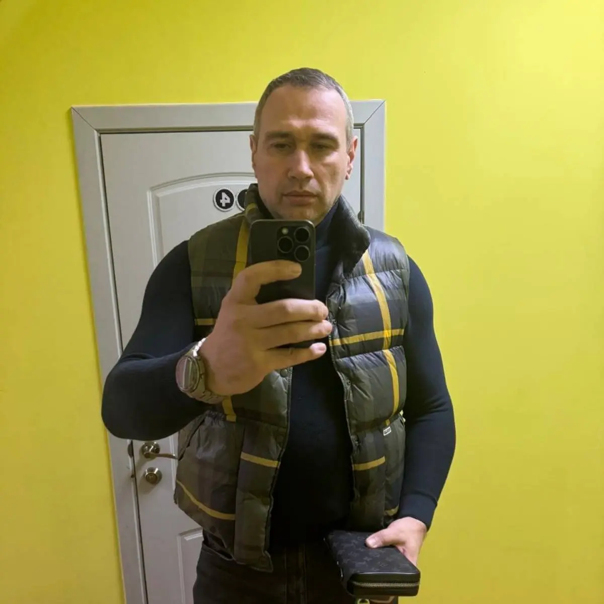 Александр Коваленко