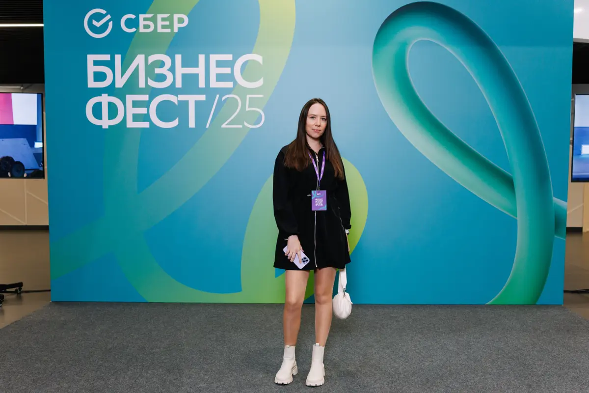 Ещё фото с бизнес-феста ✨
Интересно, кто следующим устроит крупное бизнесовое мероприятие в Краснодаре 🤔
VK был, Альфа-банк и Сбер были, ждём Яндекс получается? С удовольствием схожу на мероприятие на... | Сетка — социальная сеть от hh.ru