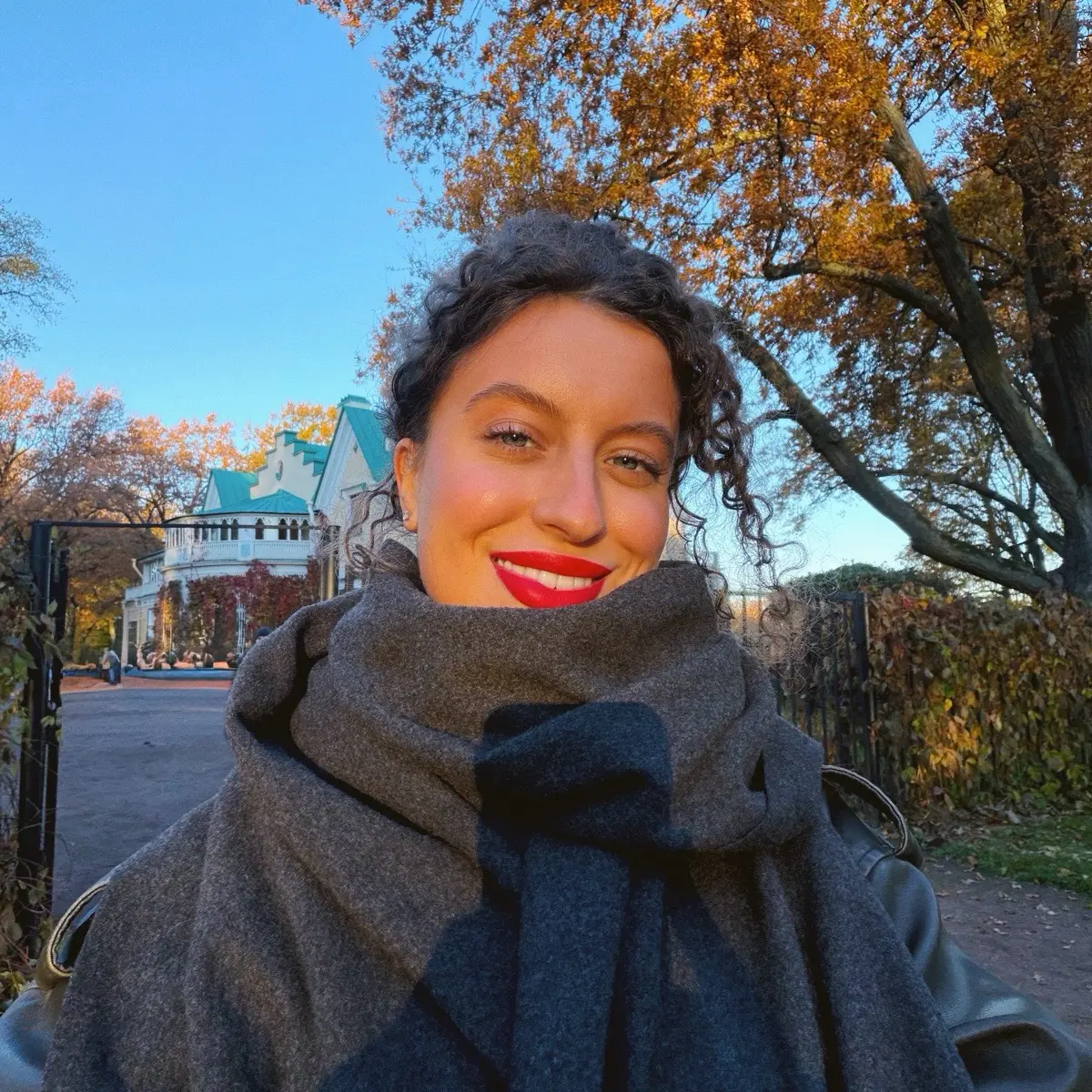 Софья Шишкова | Сетка — социальная сеть от hh.ru