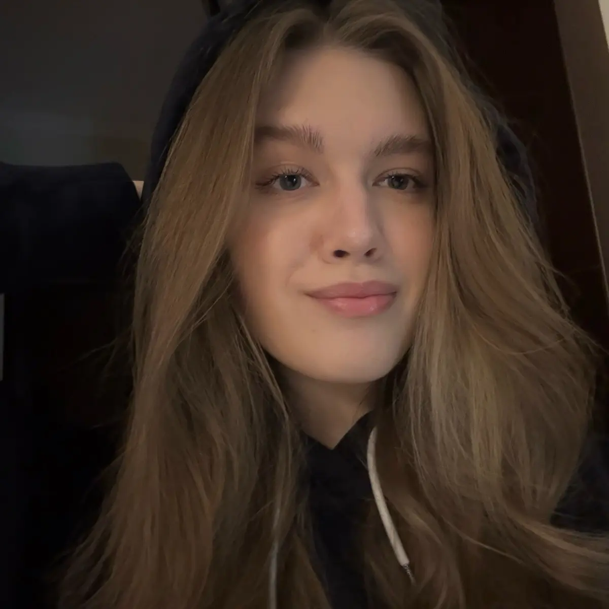 Arina Shtyrlyaeva | Сетка — социальная сеть от hh.ru