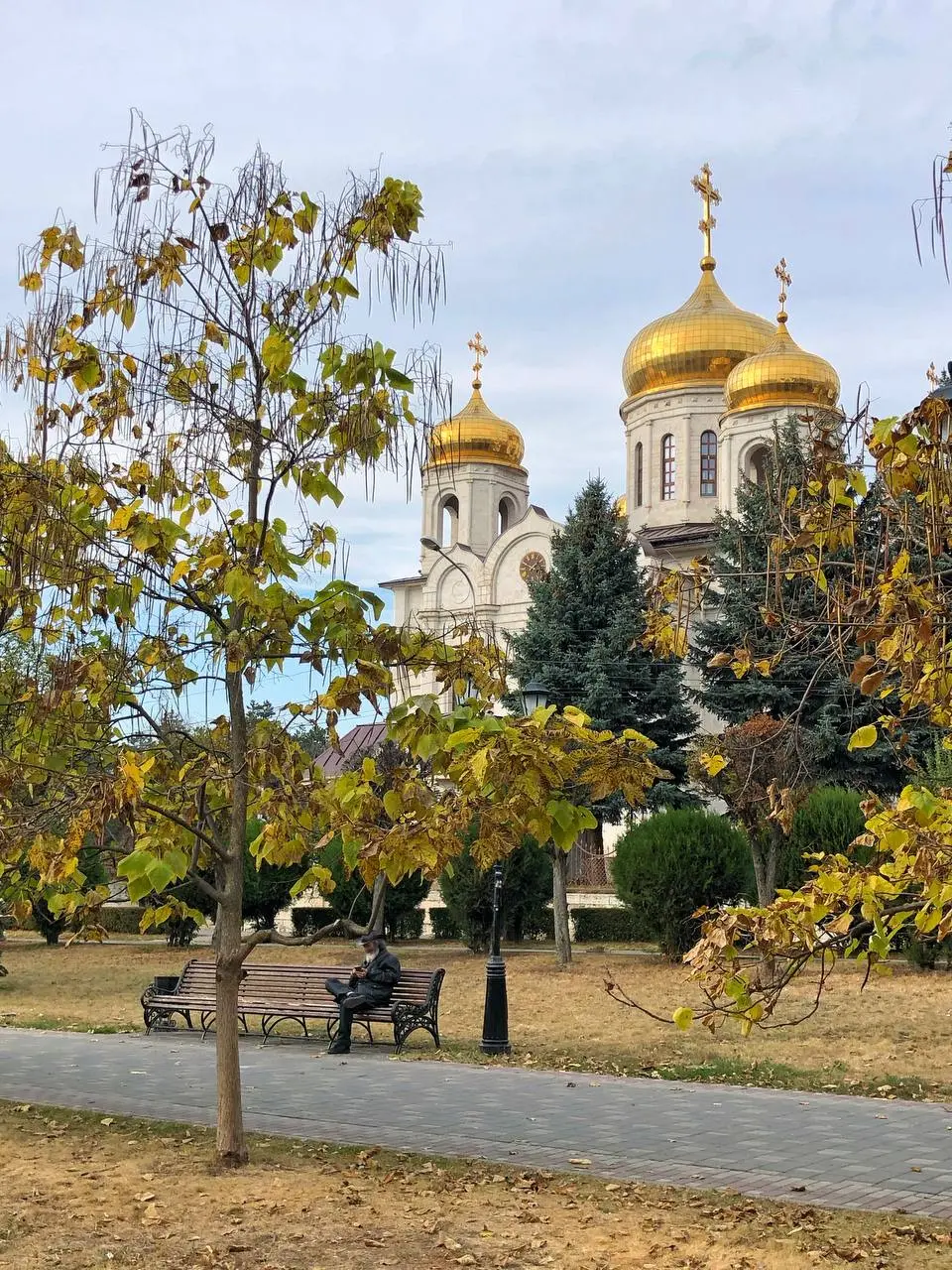 Осень в Пятигорске
📸Фотограф Артём Мелетов
В этом посте были ссылки, но мы их удалили по правилам Сетки | Сетка — социальная сеть от hh.ru