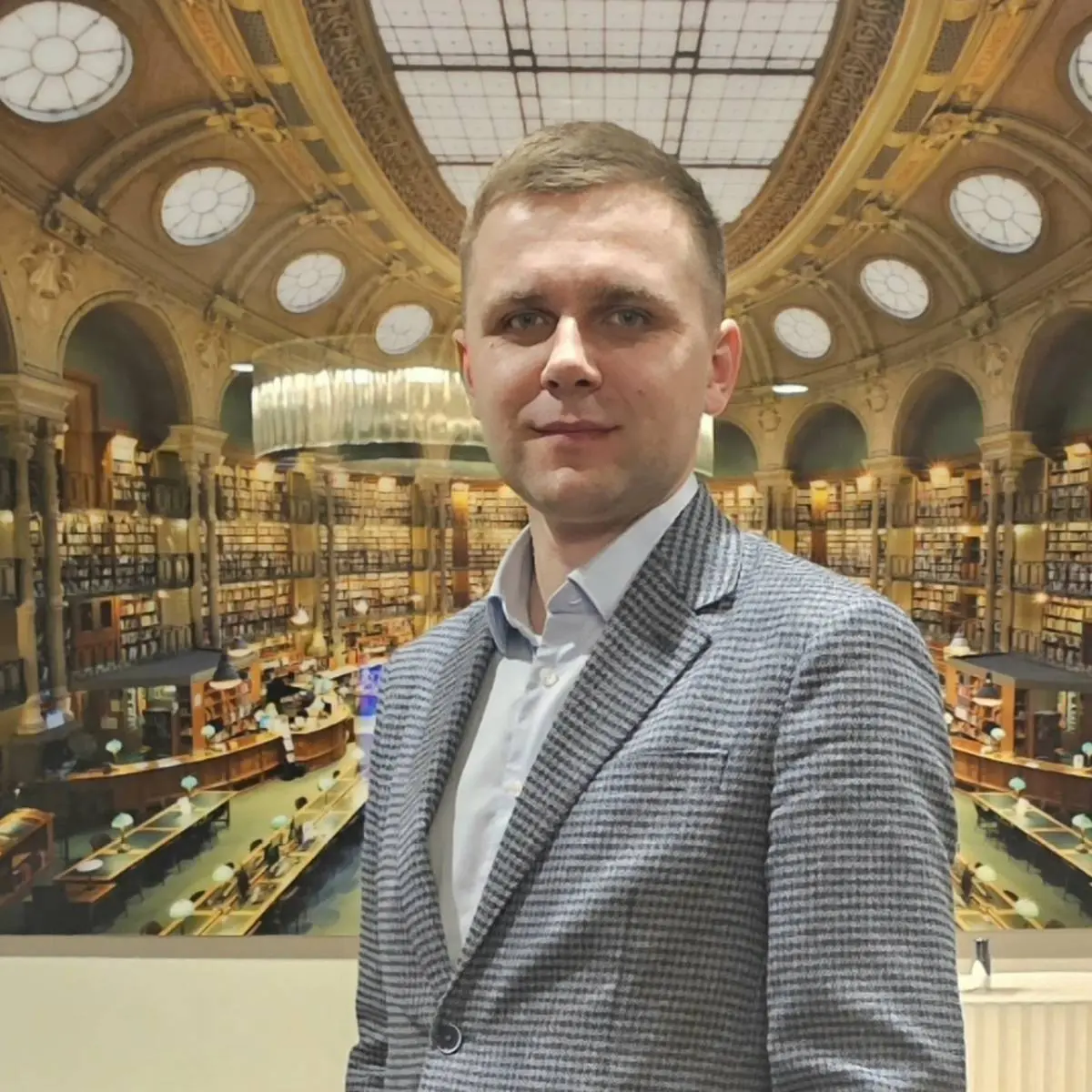 Олег Большаков | Сетка — социальная сеть от hh.ru