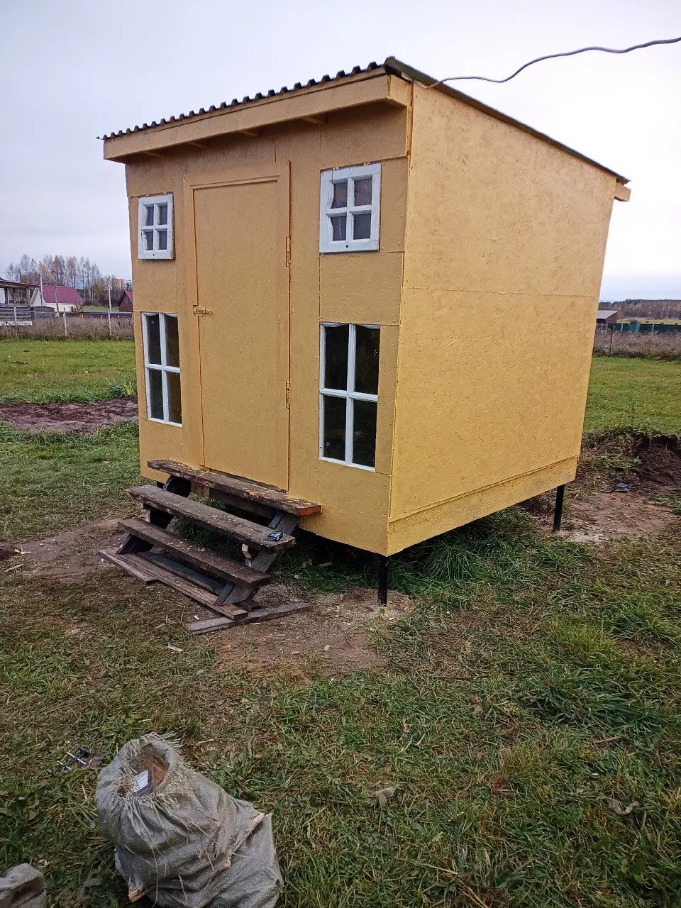 Сегодня среда❗❗
И в даннос случае не середина рабочей недели. Радует только то, что следующая неделя короткая | Сетка — социальная сеть от hh.ru