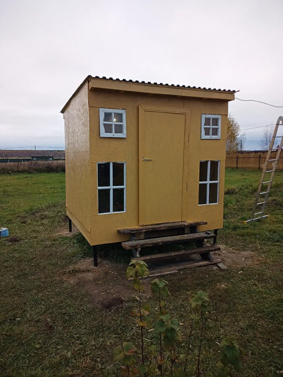 Сегодня среда❗❗
И в даннос случае не середина рабочей недели. Радует только то, что следующая неделя короткая | Сетка — социальная сеть от hh.ru