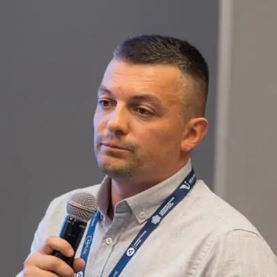 Евгений Колесник