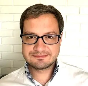 Евгений Низамбиев
