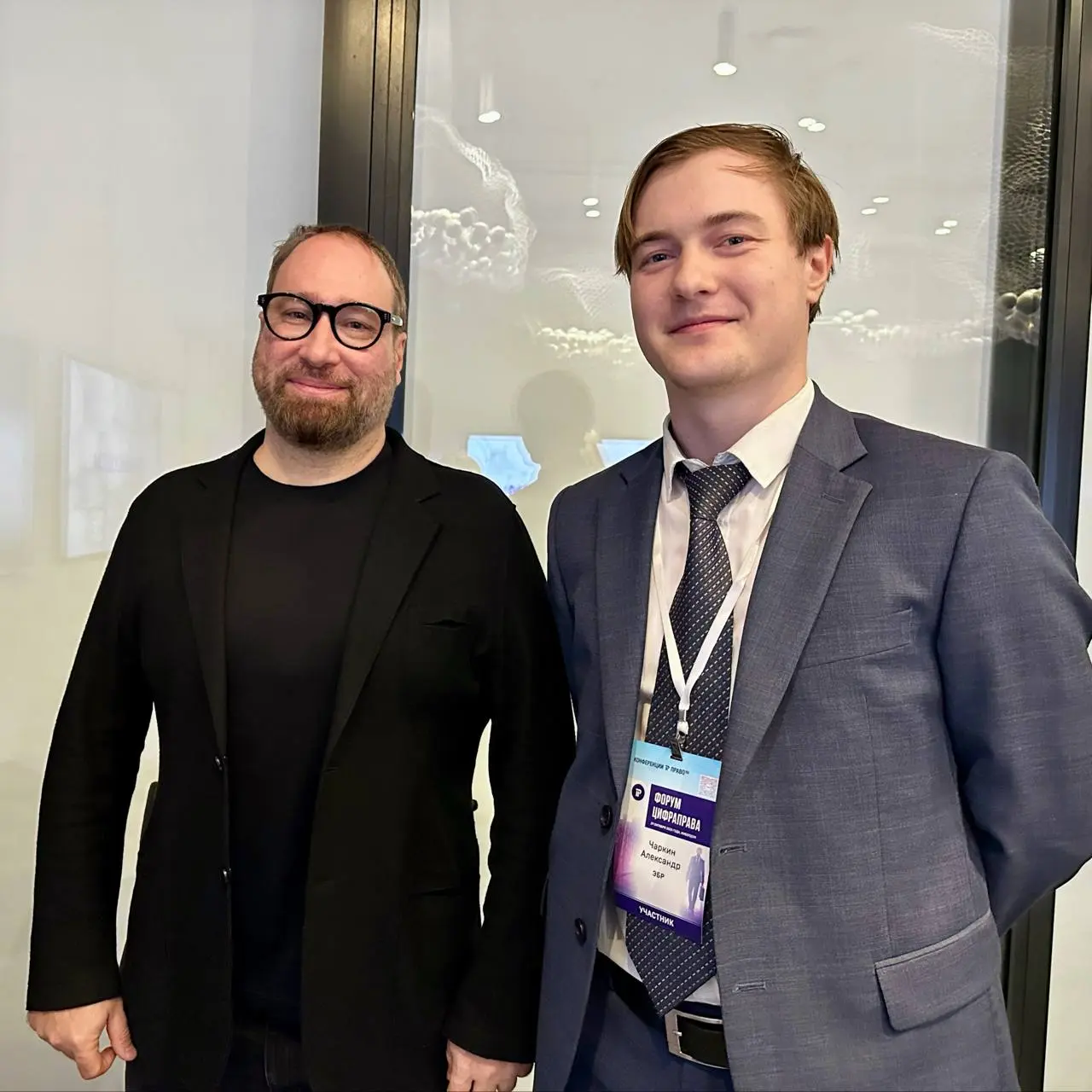 Цифраправа - небольшой фотоотчет
Только вышел с форума, поэтому широкими мазками.
В этом году мероприятие прошло в очень теплой обстановке | Сетка — социальная сеть от hh.ru