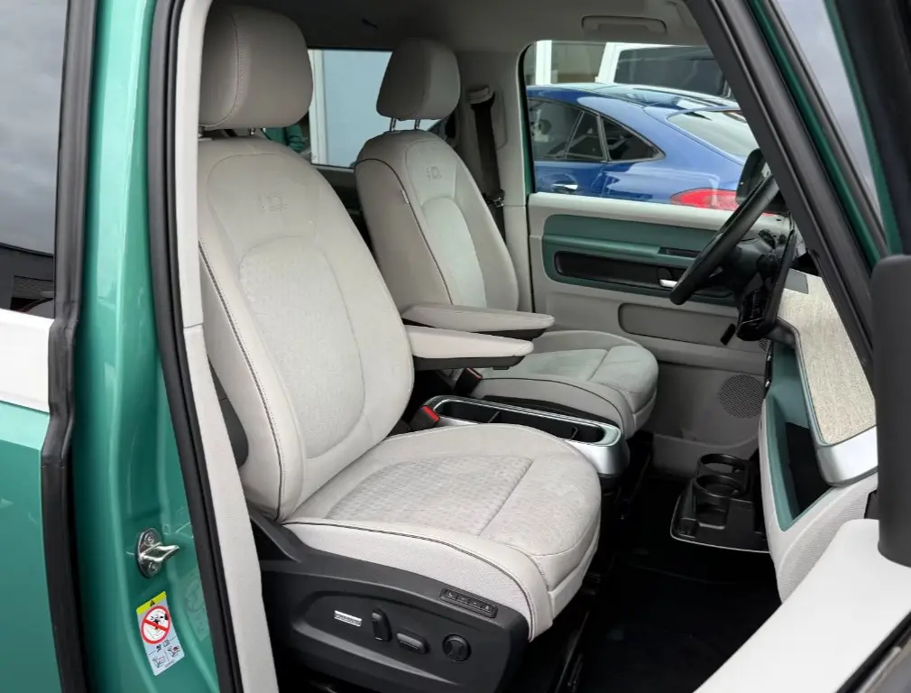 🚘Volkswagen ID.Buzz
Электрический ретрофутурист на каждый день 🚌⚡️
2024 год | 4 994 км
Электро 150 кВт (204 л.с.) — мягко, уверенно и экономно
🇩🇪Авто под заказ из Германии (г | Сетка — социальная сеть от hh.ru