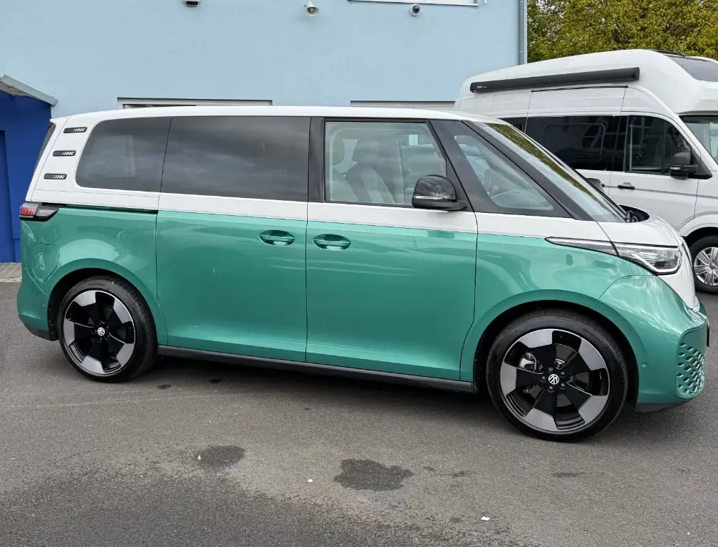 🚘Volkswagen ID.Buzz
Электрический ретрофутурист на каждый день 🚌⚡️
2024 год | 4 994 км
Электро 150 кВт (204 л.с.) — мягко, уверенно и экономно
🇩🇪Авто под заказ из Германии (г | Сетка — социальная сеть от hh.ru