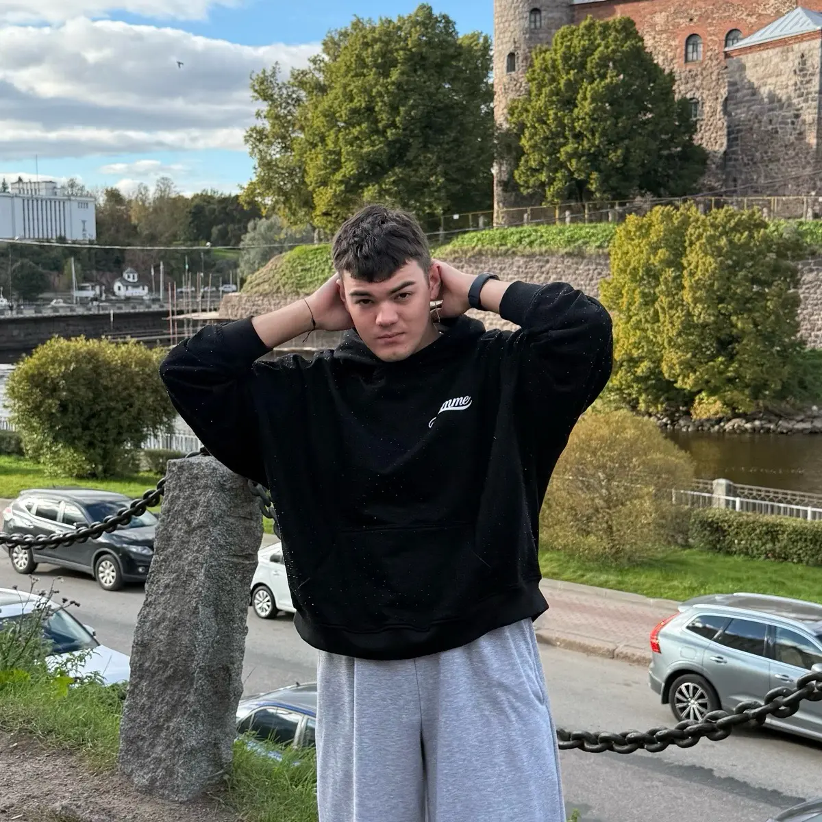 Артём Вартанов