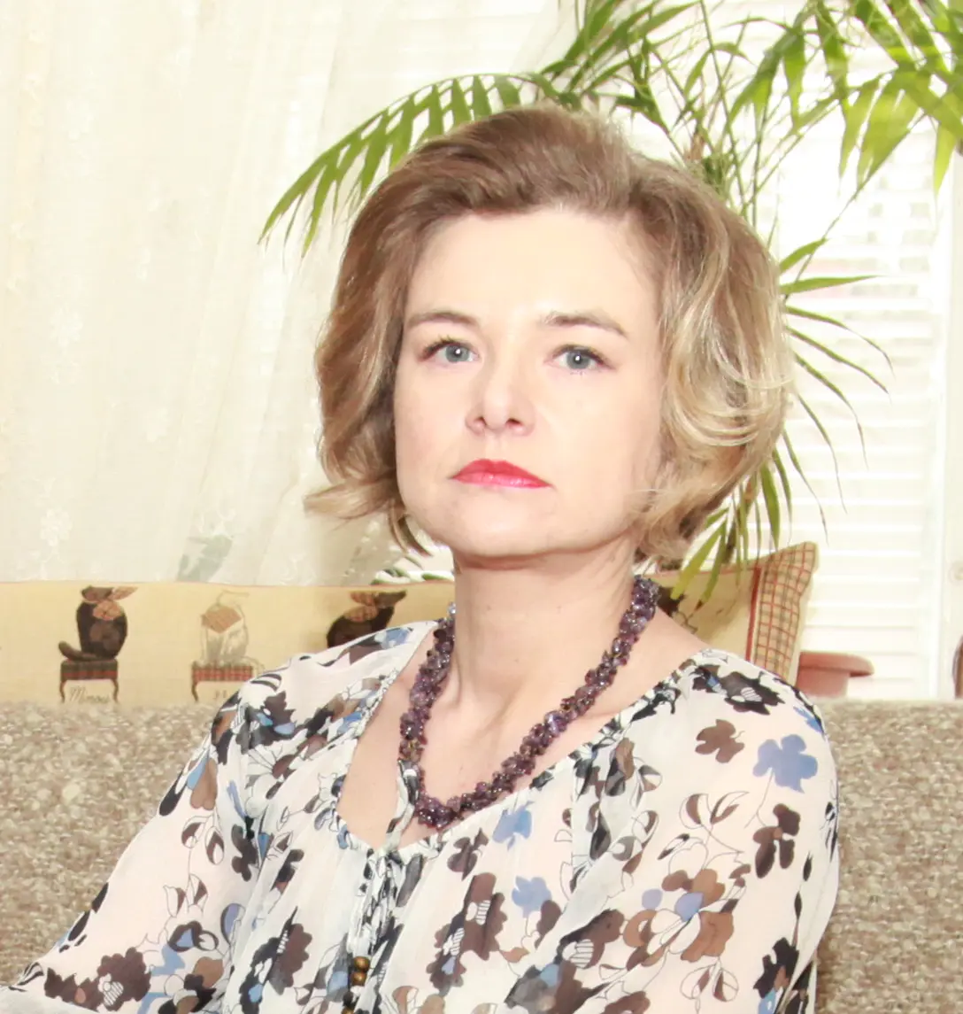 Лариса Солодовникова