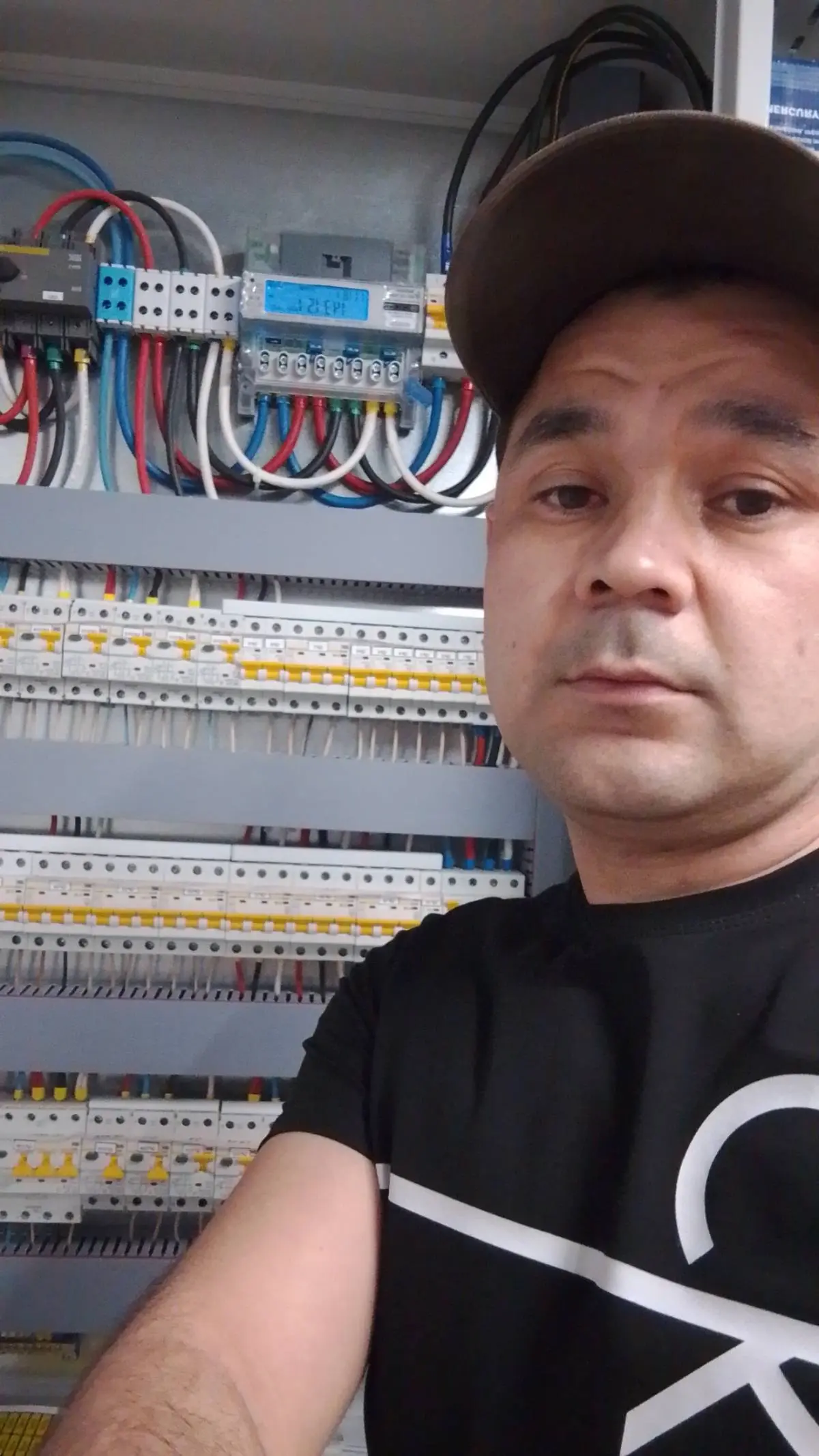 Жахонгир Шодиев | Сетка — социальная сеть от hh.ru