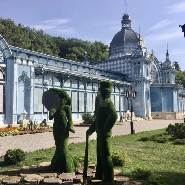 Этот канал создан для гостей Железноводска — настоящей жемчужины Кавказа! 🌄  
Меня зовут Надежда. Я, собственник жилья, рада предложить вам отдых в этом удивительном курортном  городе | Сетка — социальная сеть от hh.ru