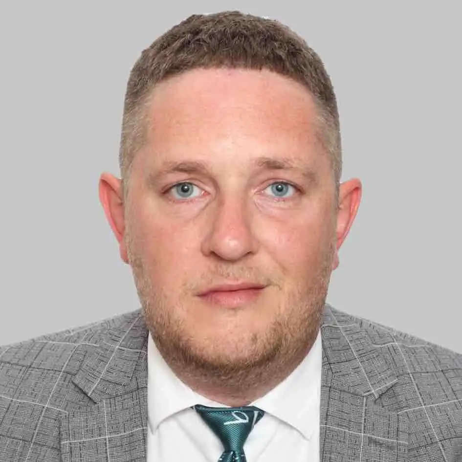 Roman Smolnyakov | Сетка — социальная сеть от hh.ru